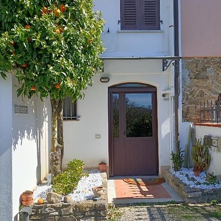 Locazione Turistica La Gesualda Appartement Castelnuovo Magra Buitenkant foto