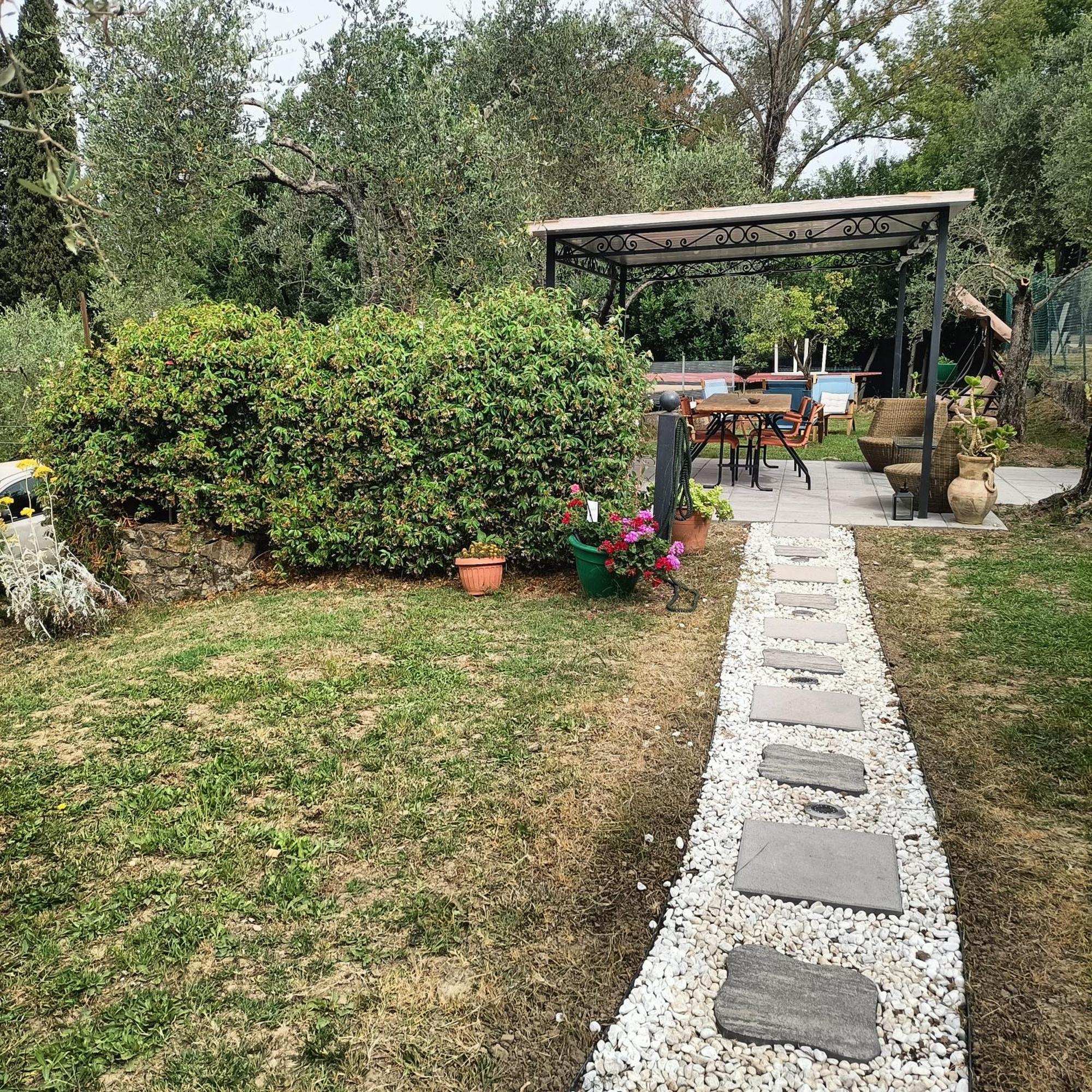 Locazione Turistica La Gesualda Appartement Castelnuovo Magra Buitenkant foto